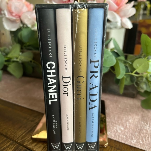 Little Guides to Style Book Set - Gray - Picture 6 of 7